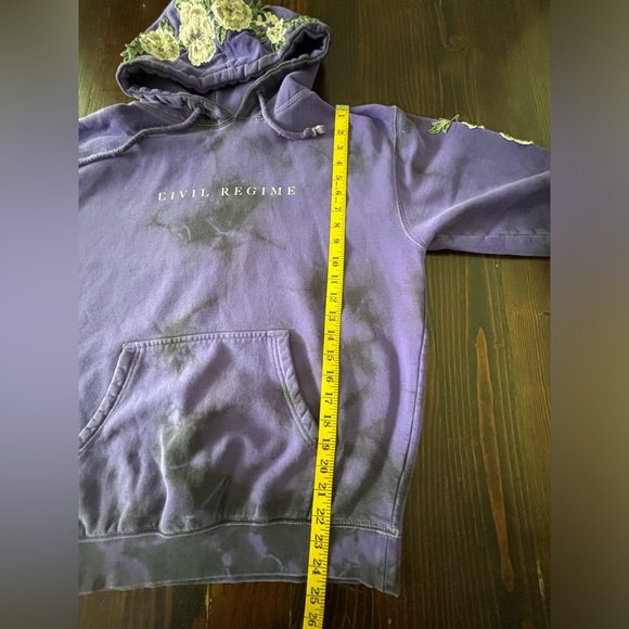 Civil Regime | White Roses Hoodie | Tie Dye Rose Appliqué Sweatshirt | Small - Picture 6 of 7